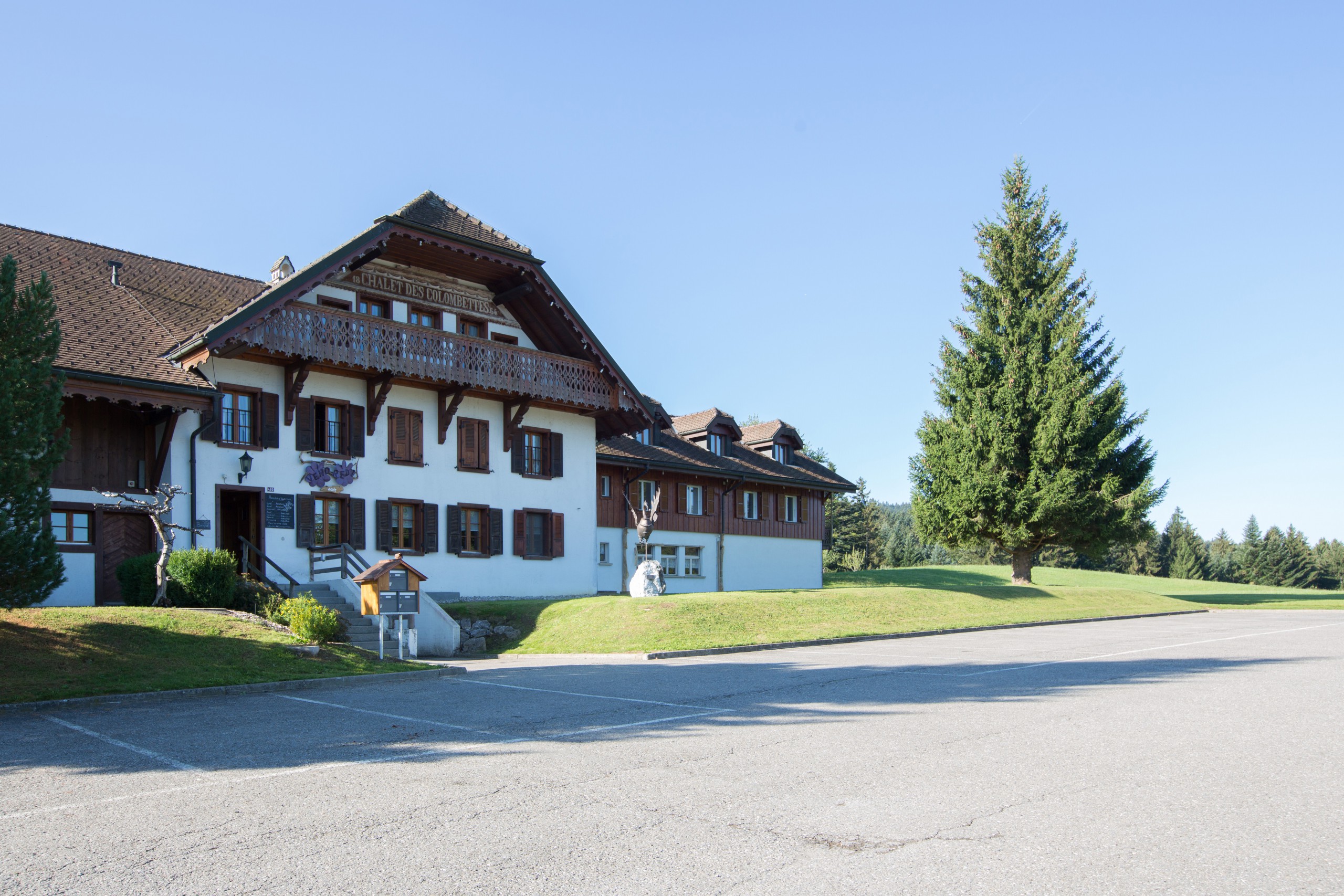 Slide Colombettes facade