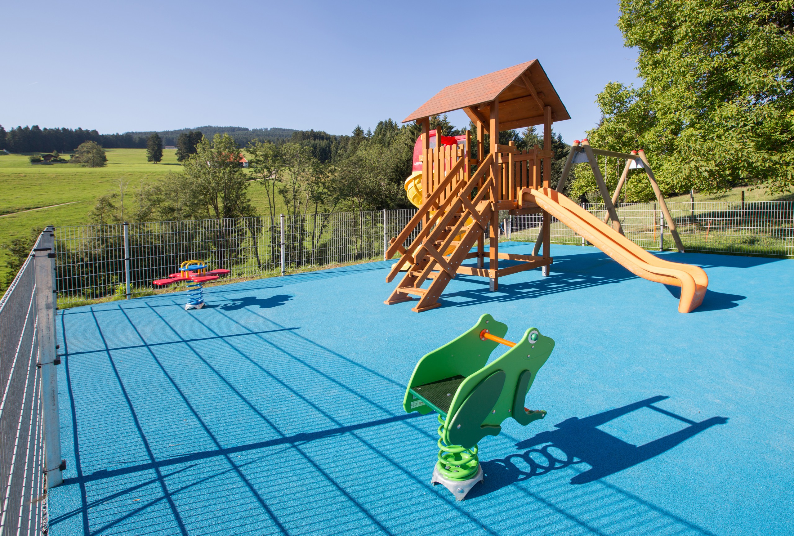 Slide Colombettes place jeux